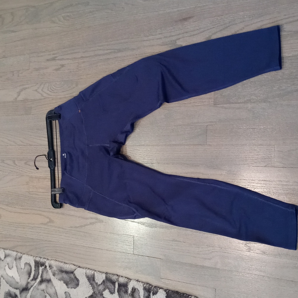 Apana brand Leggings Medium beautiful turquoise blue